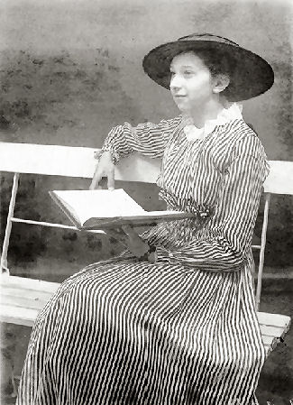 Dora Fleischmann (nee Weiss)